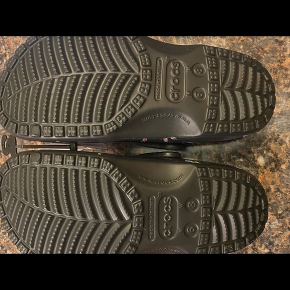 Crocs - Picture 3 of 5